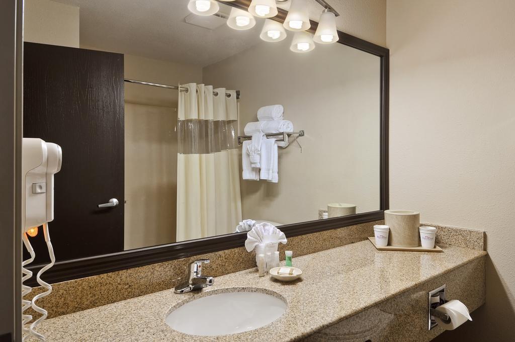 Baymont By Wyndham Dallas/ Love Field Kamer foto