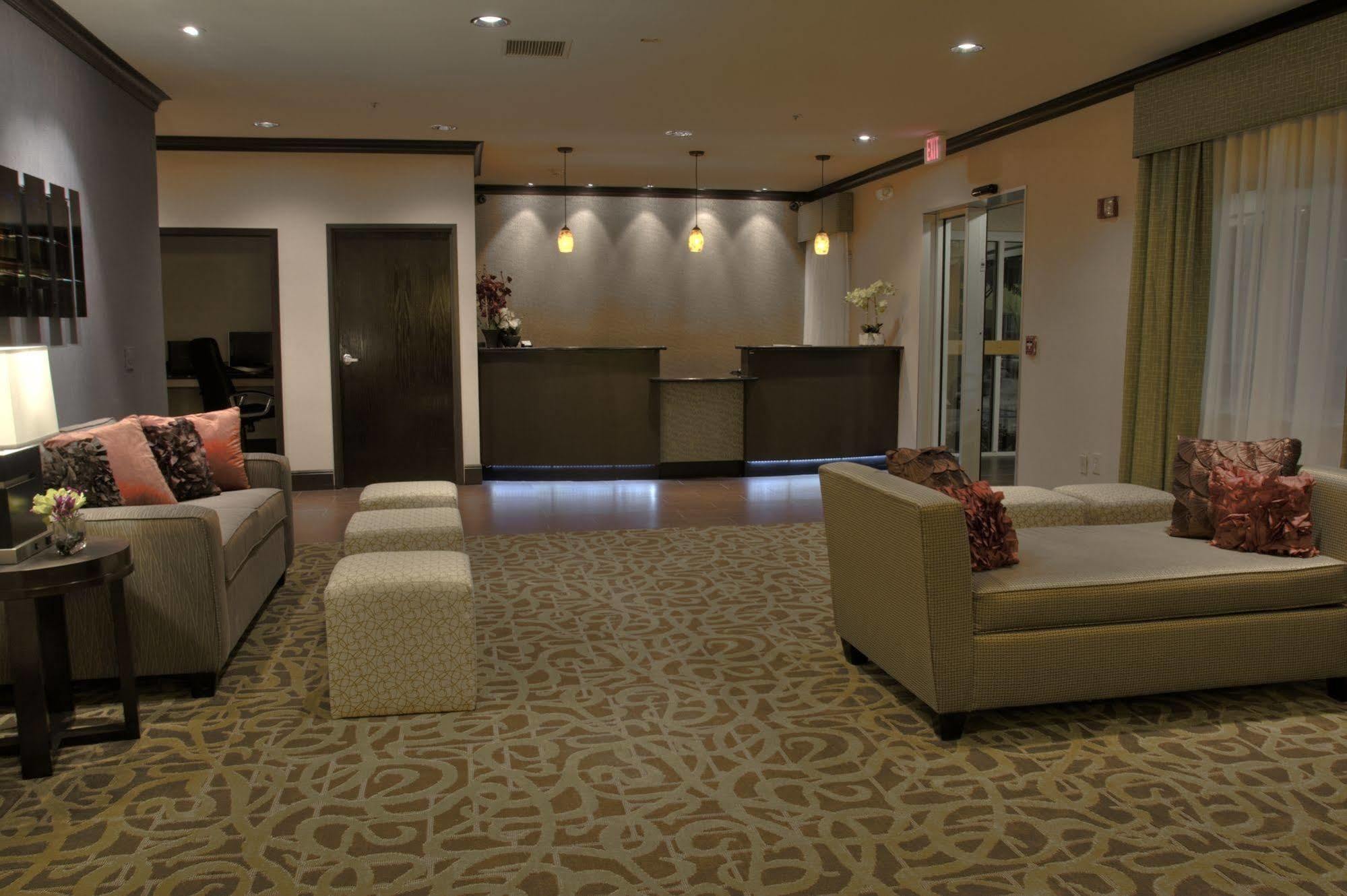 Baymont By Wyndham Dallas/ Love Field Buitenkant foto